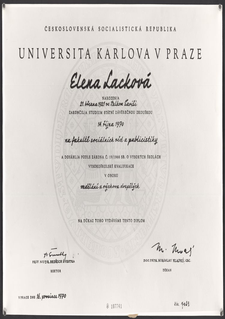 Buy college degree from The Univerzita Karlova